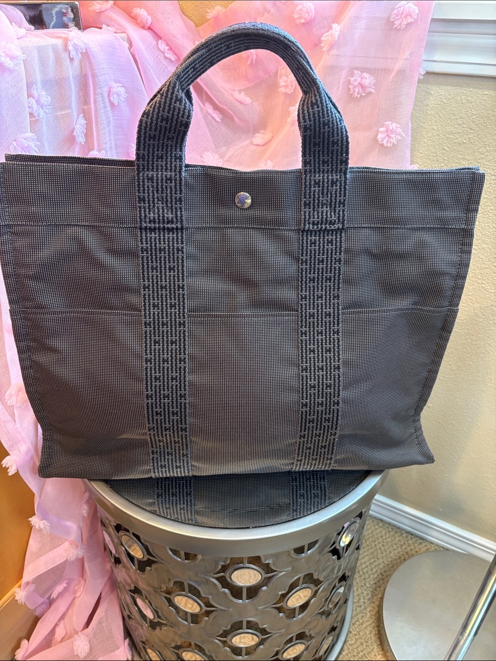Hermès Herline MM Canvas Tote Bag - Grey Jacquard Vintage (Authentic)